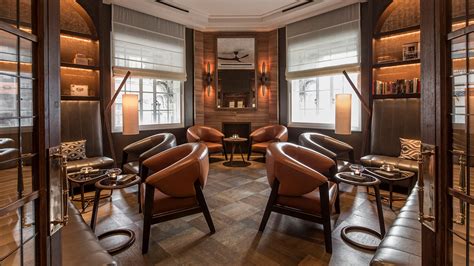 private club .